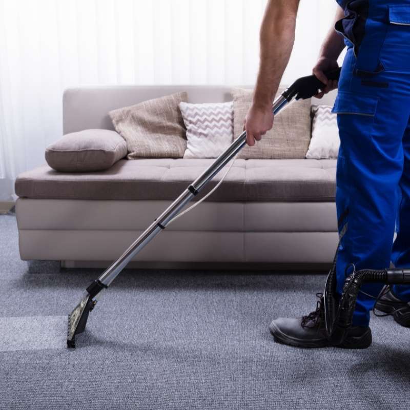 commercial carpet cleaning with a carpet vacuum