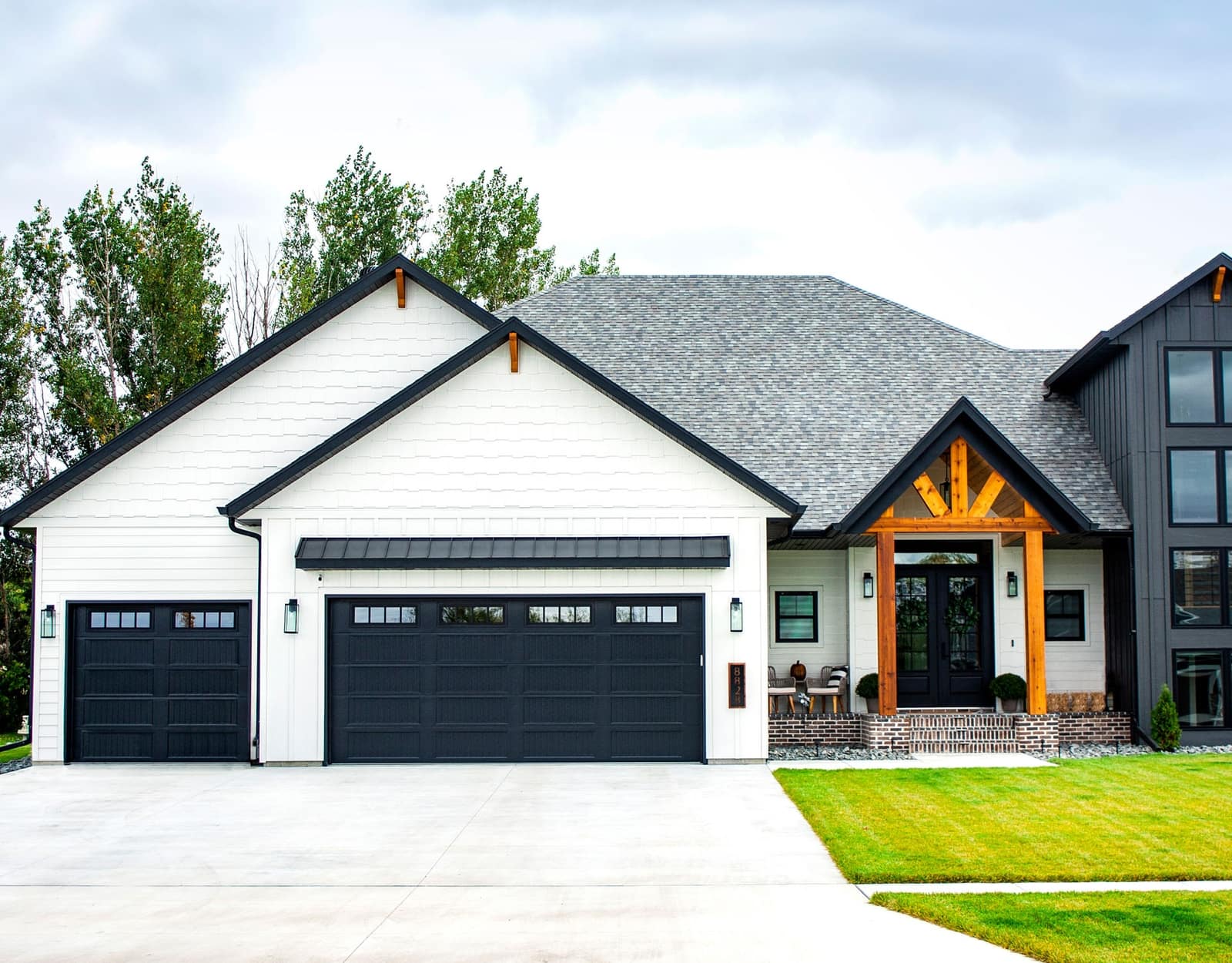 Residential & Commercial Garage Doors » Midland Garage Door