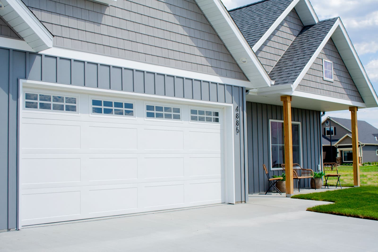 Residential Garage Doors » Midland Garage Door