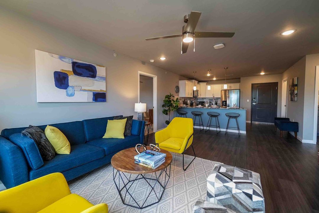 Apply Silverleaf Apartments & Condos