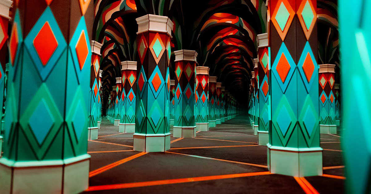 Mirror Maze Gatlin's Gatlinburg & Pigeon TN