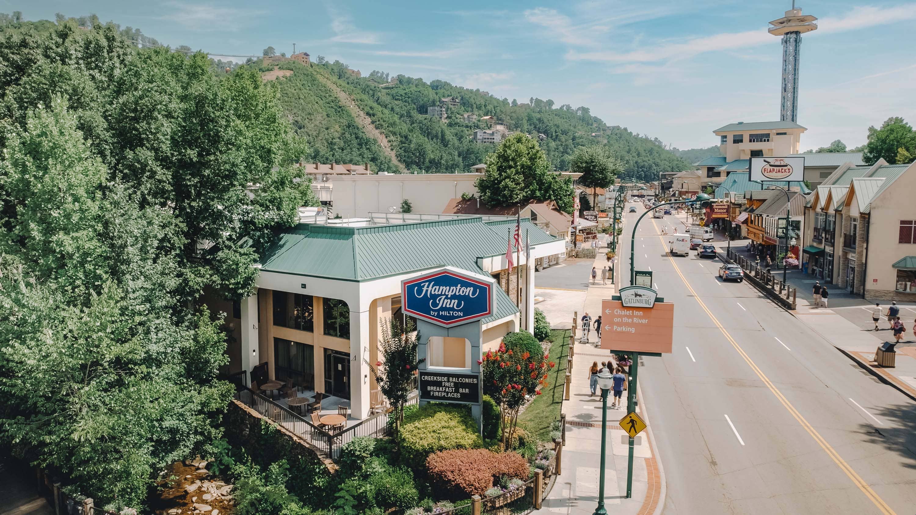 Hotel Exterior Hampton Inn Gatlinburg Tennessee
