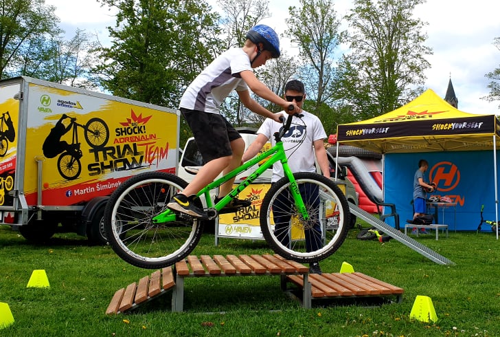 Exhibice a workshop Jílové u Děčína - Křtění motorek