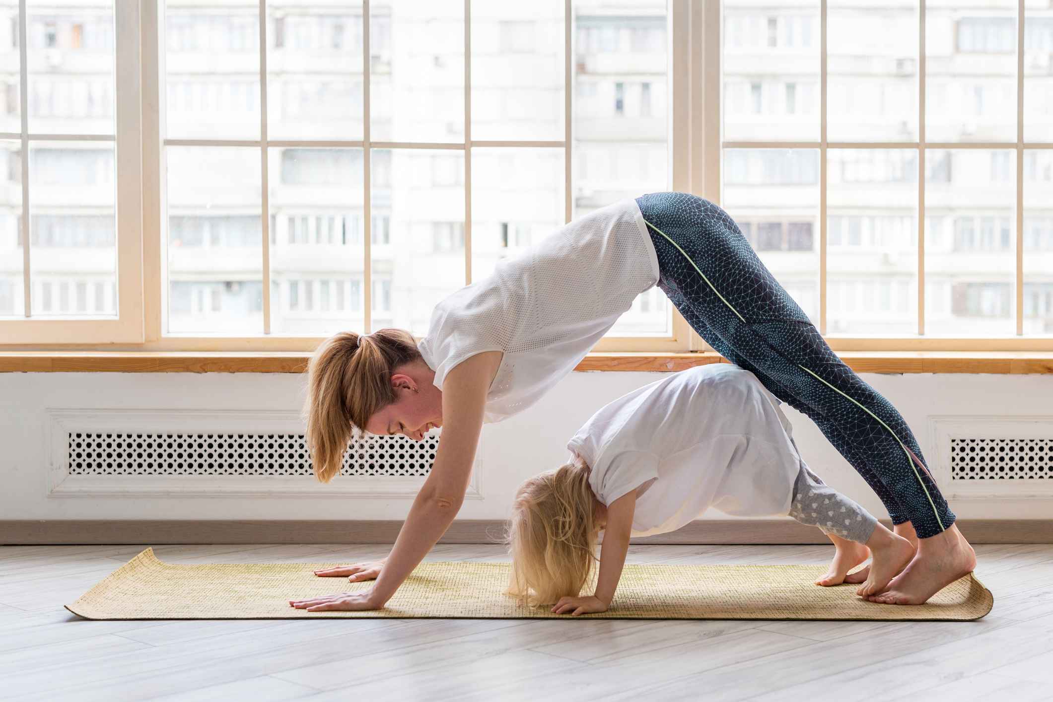 Yoga für Mamas oder Omas mit Kindern von 3-6 Jahre