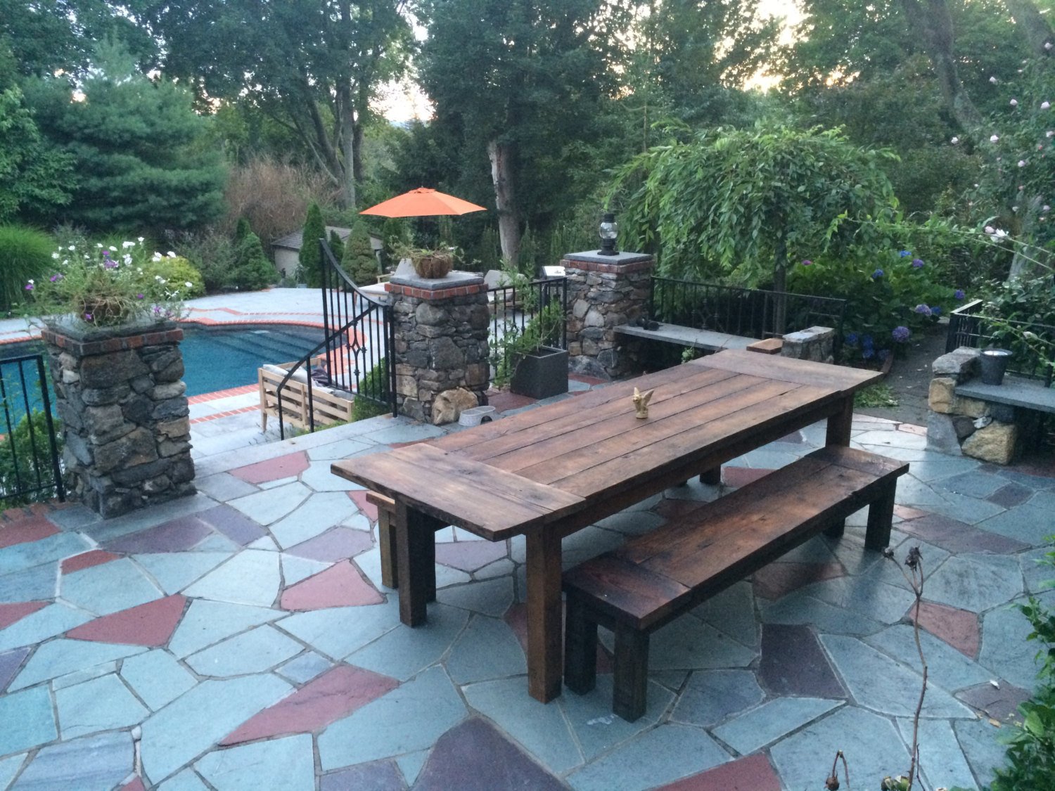 Slab & reclaimed wood furniture maker in Kansas City