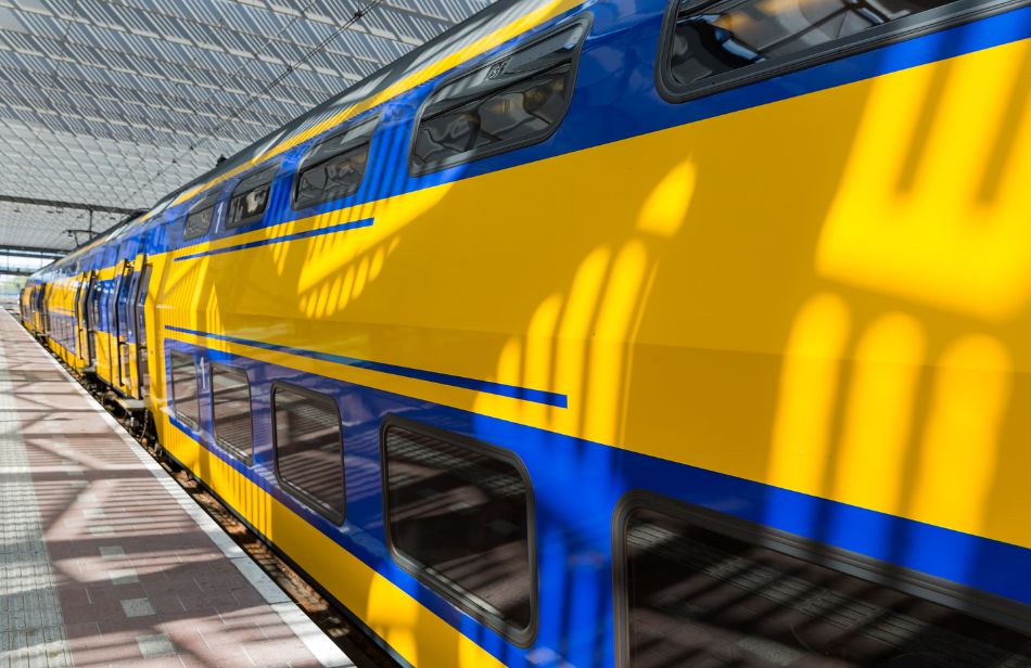 VHS Nieuwe cao NS ondertekend door alle bonden en directie NS