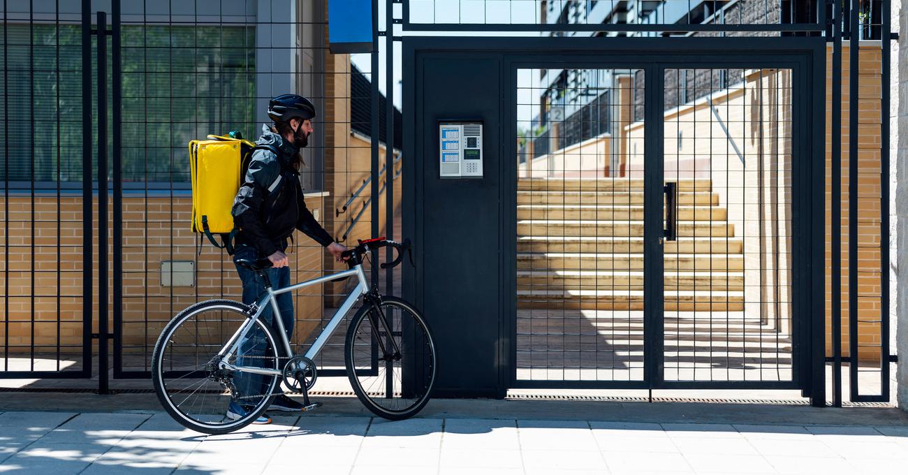 door to door bike delivery