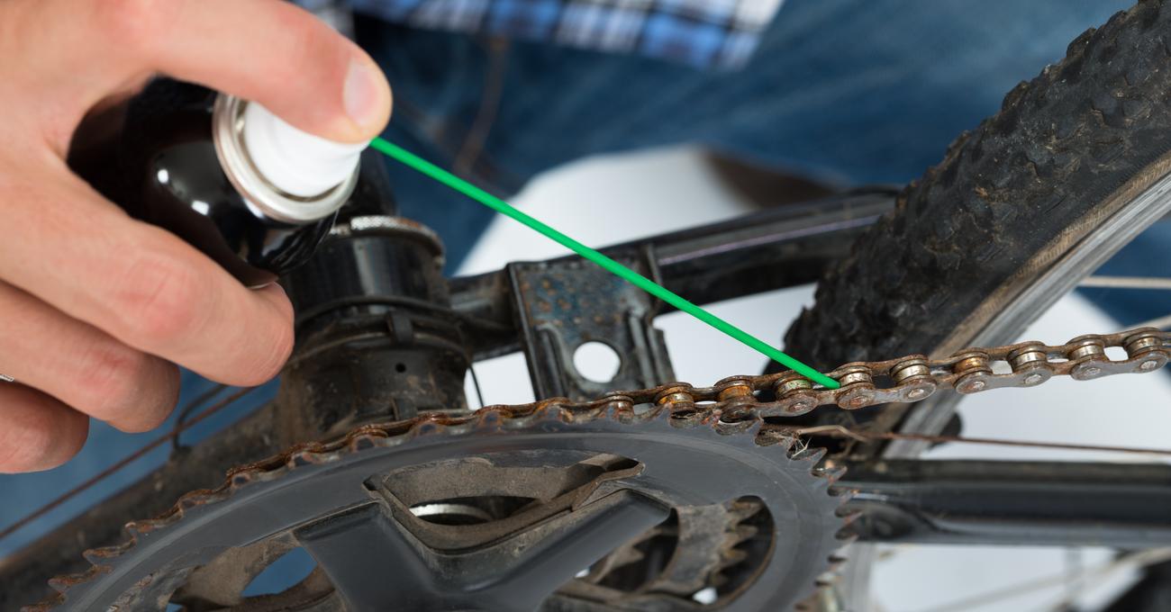 Can You Use Chainsaw Oil On A Bike Chain?