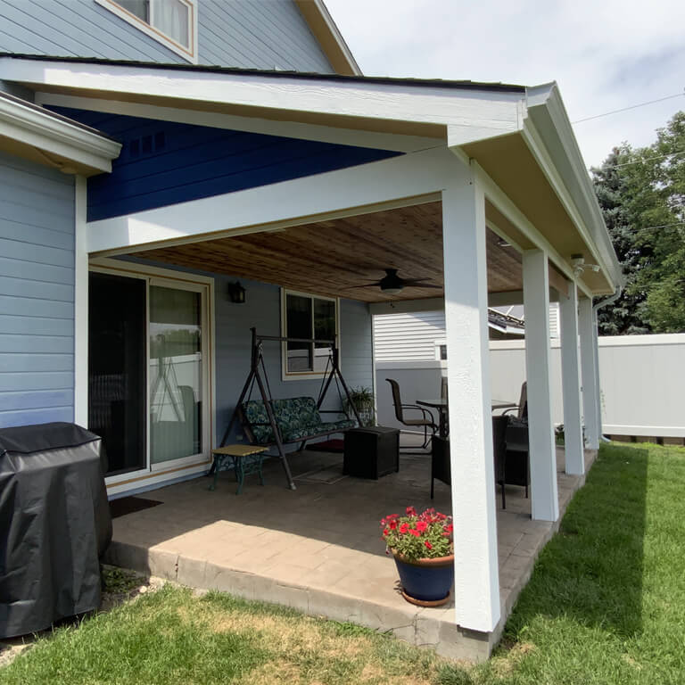 decks in aurora
