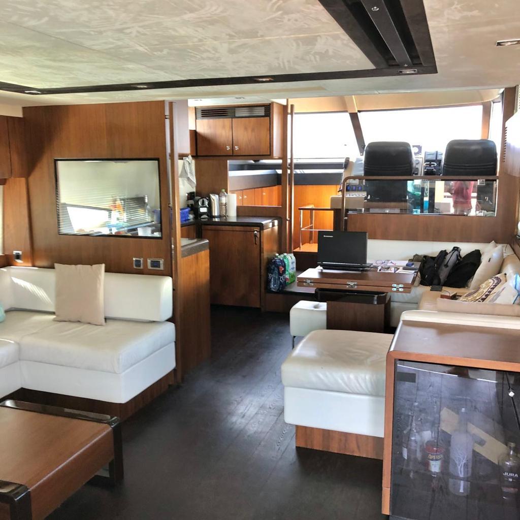 Fairline Squadron 65