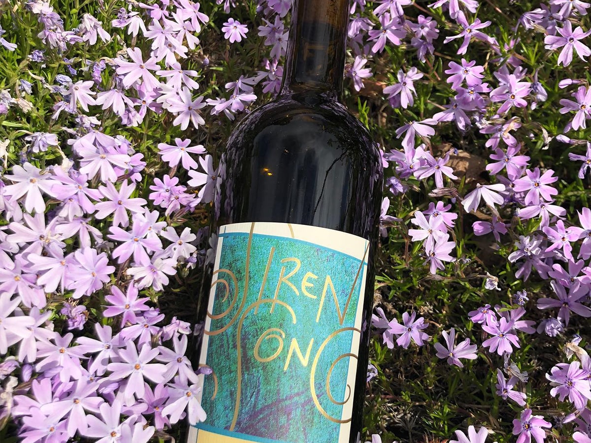 Bottle of Siren Song wine