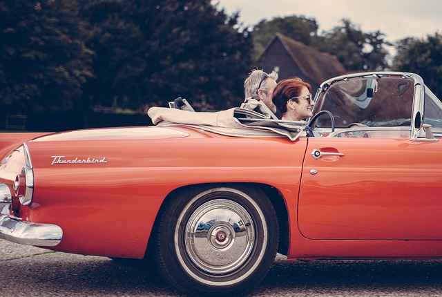 Get these 7 automotive ecommerce tools: Chatbot
