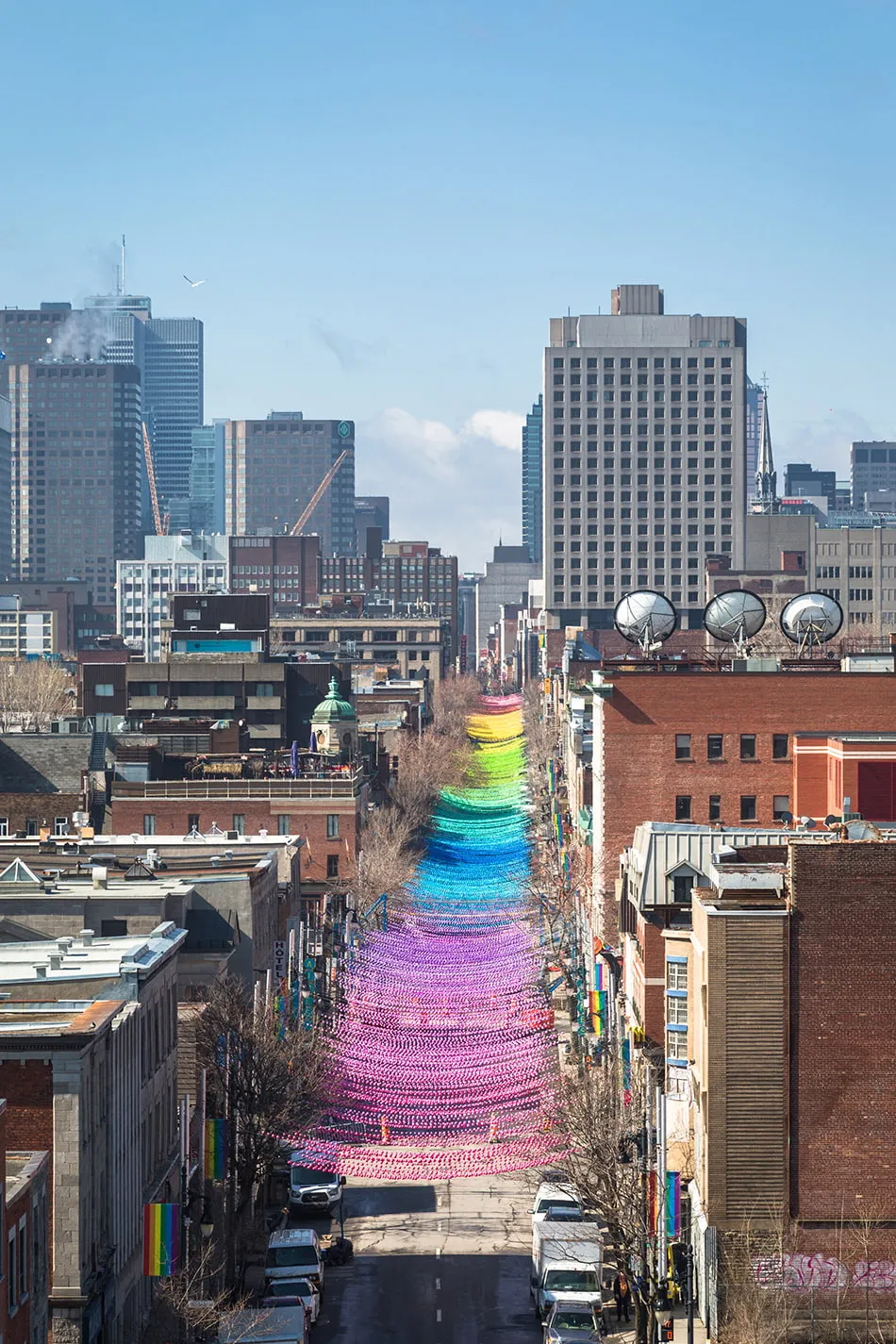 Montréal - avenue colorée - arc en ciel