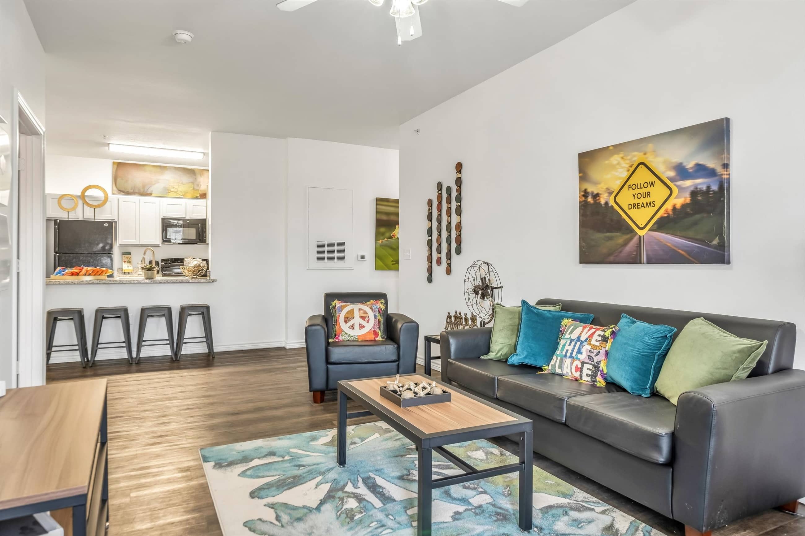 Upscale UCO Student Apartment Luxury Off Campus Housing Edmond OK