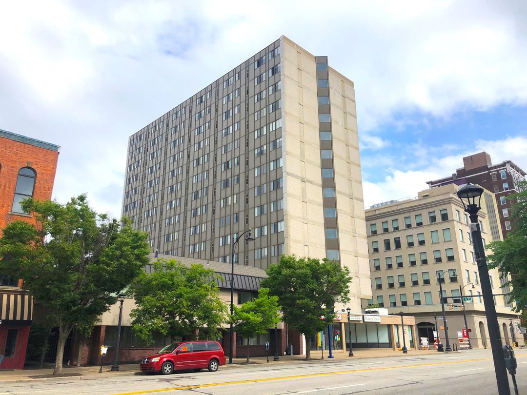 RHM MANAGE · DEVELOP · INVEST