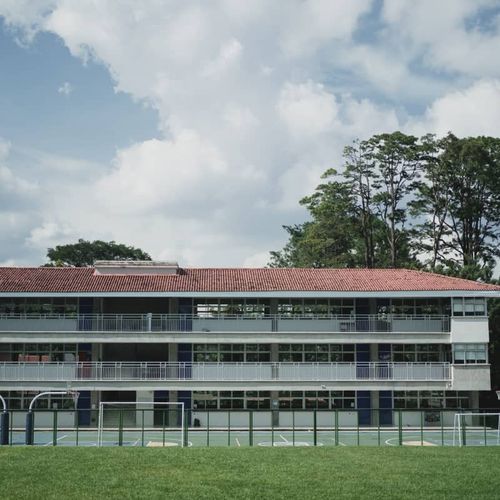 Highlands International School San Salvador Solicita información de