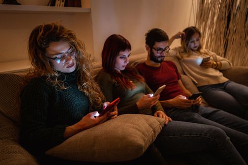 ADHD and mindless scrolling: How excessive screen time could worsen ...