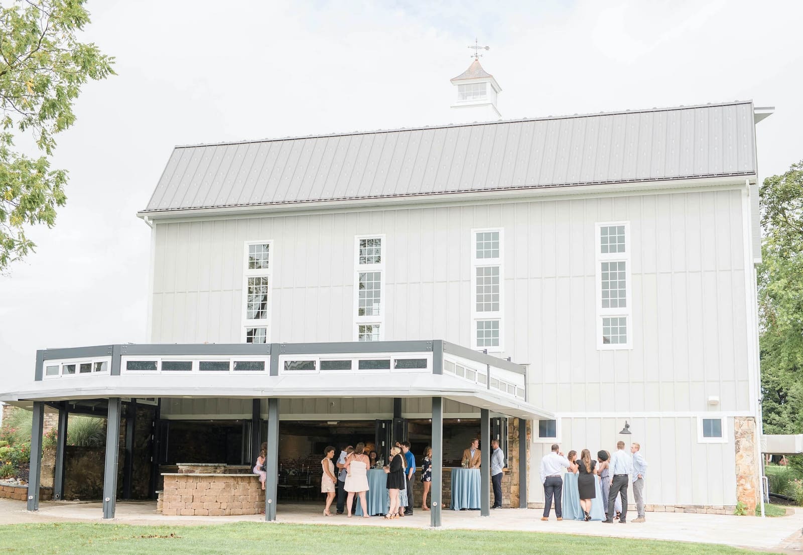 Modern Rustic Wedding Venues in Elkton Maryland Rosewood Farms