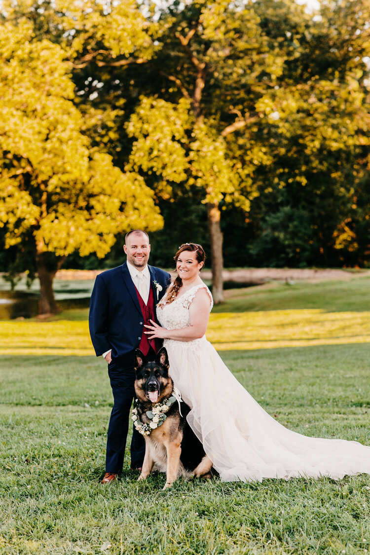 BrideAndGroom-GermanShephard-RebeccaRennerPhotography.jpeg