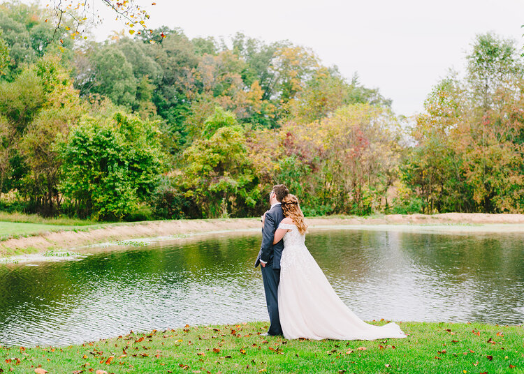 BrideAndGroom-Couple-PondPhoto-KatherineElizabethPhotography.jpeg