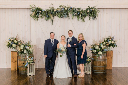 WeddingFamily-CeremonyFlorals-Couple-JenHarveyPhotography.jpg
