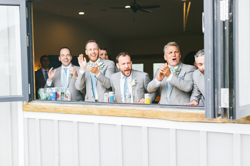 Groomsmen-GuysPrepSpace-Lounge-ErikaLynnPhotography.jpg