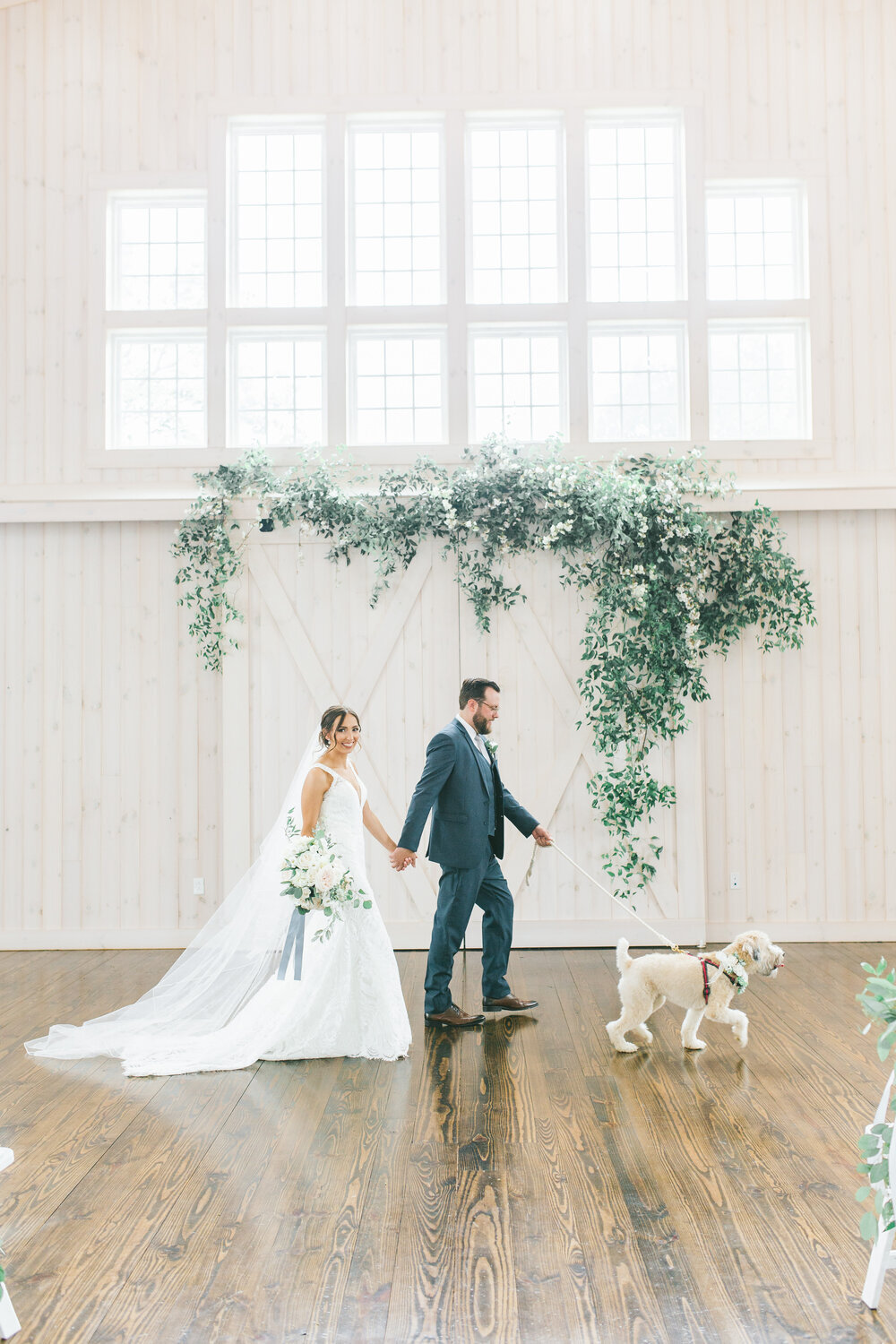 Doggy-BrideAndGroom-CeremonySpace-ErikaLynnPhotography.jpg