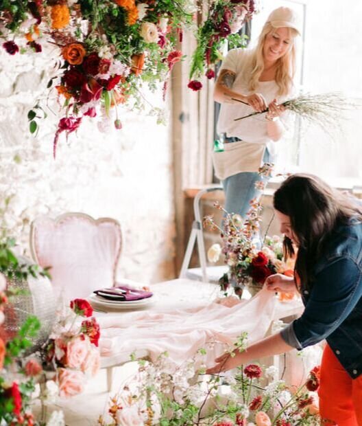 WeddingPlanner-OrganizingFlorals.jpeg