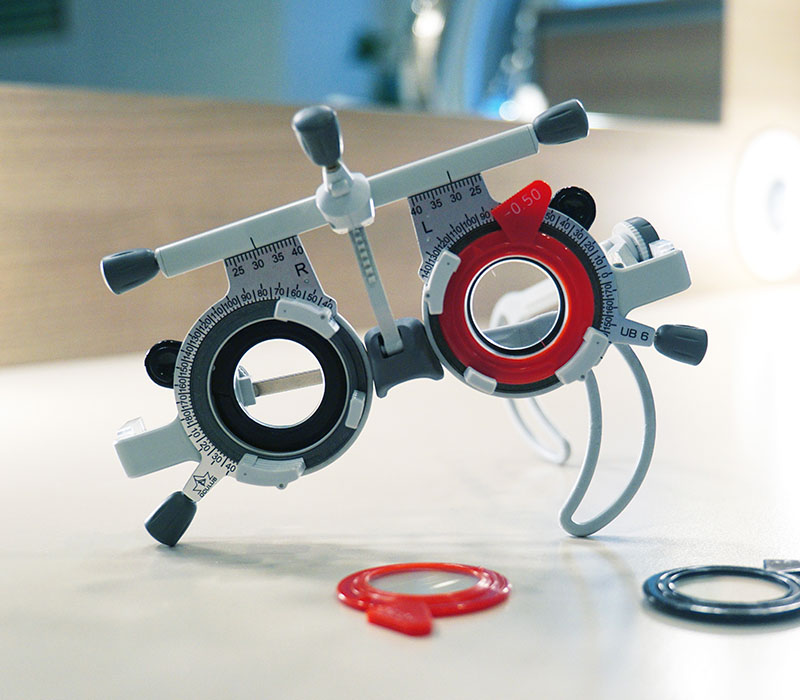 Kurzsichtigkeit korrigieren Blickkontakt