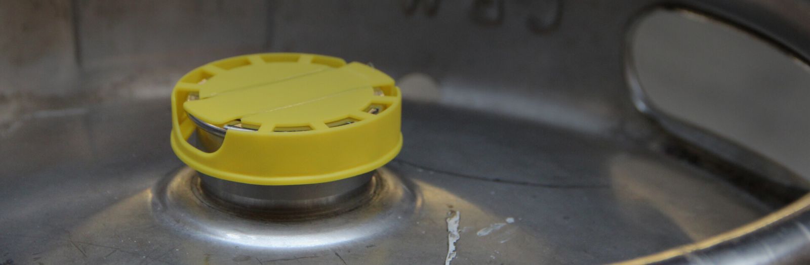 Keg caps