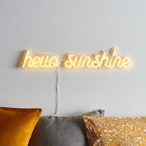 LED neon flex dapat terlihat di siang hari
