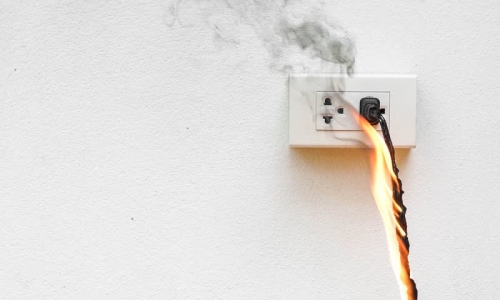 bahaya menginstalasi kabel listrik sembarangan