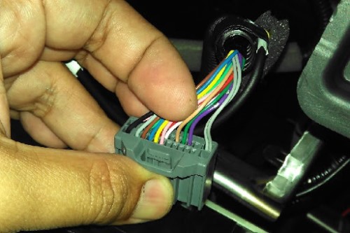 Gambar warna kabel audio mobil