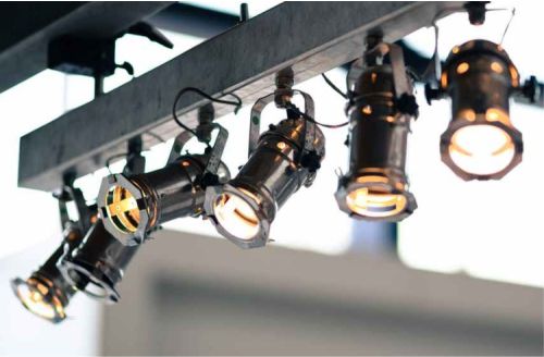 Gambar lampu sorot indoor