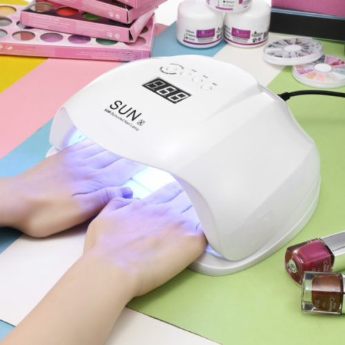 Lampu UV untuk mengeringkan kutek UV gel