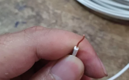 Isi kabel tembaga 0,9 mm