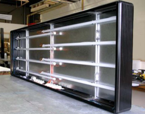 Gambar penggunaan lampu neon / TL pada neon box