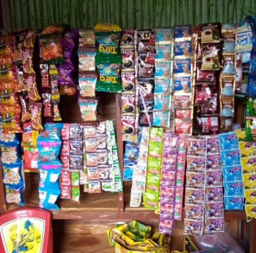 Makanan wajib yang dijual di toko kelontong