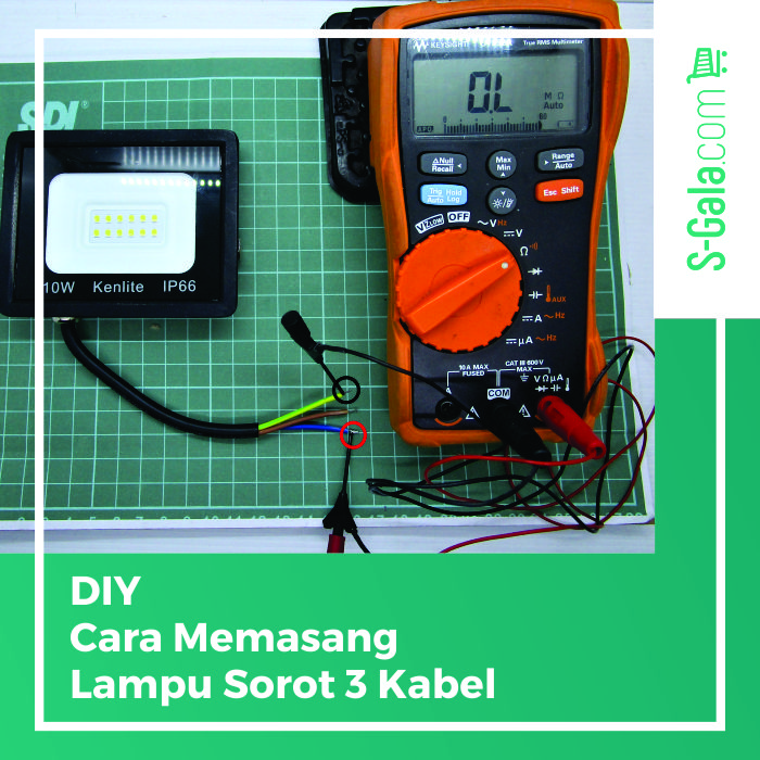 Lampu sorot 3 kabel