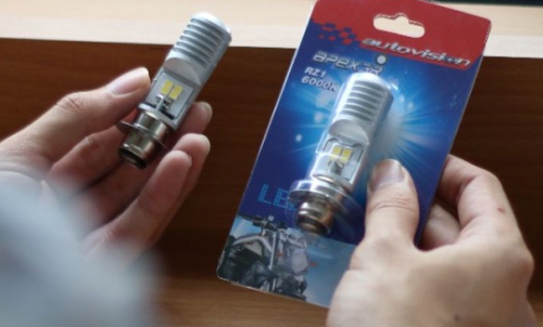 lampu LED motor