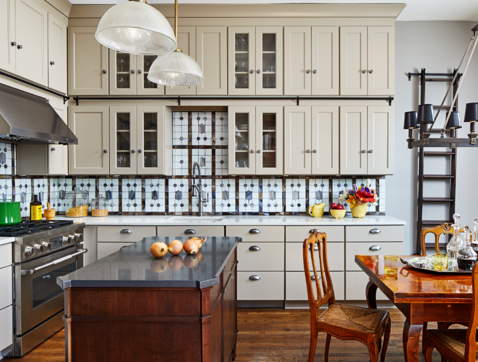 This shot of a client’s new kitchen needs a little explanation to show the texture connection. The stain glass backsplash design is taken from the stain glass windows that are original to the home. So, the texture and pattern of the glass unify the …