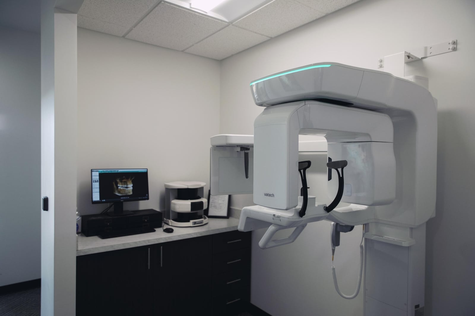 General and Cosmetic Dentist in Lewis Center & Mt. Gilead, OH Dugas