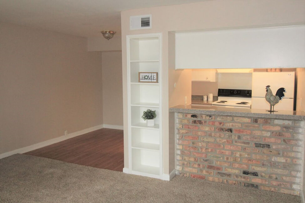 Tiffanys at the Galleria Apartments in Houston, Texas