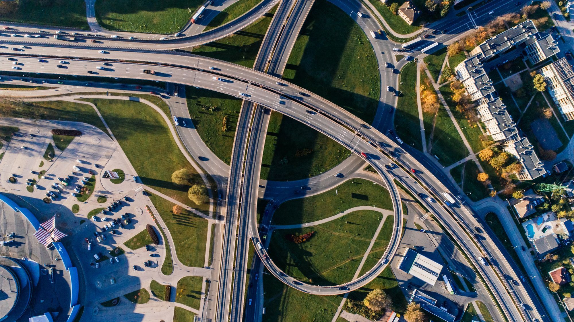 Decentralised Autonomous Vehicles