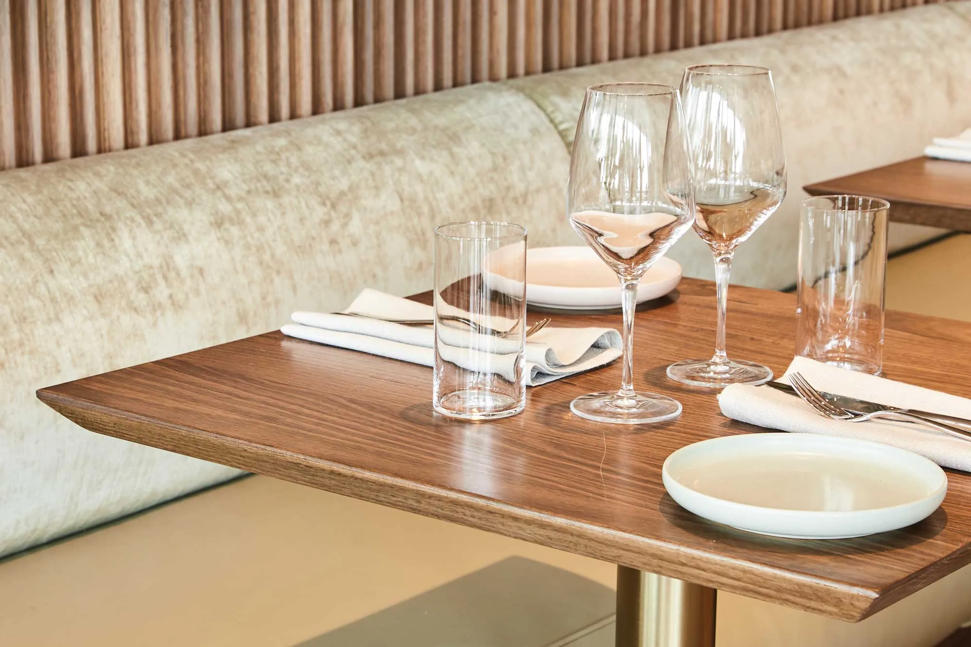Wine | LOTI - Lady of The Ice, St. Moritz