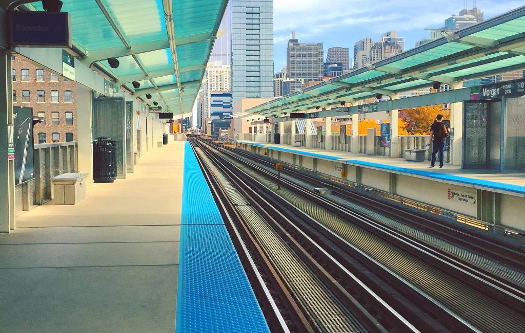 blue line train in Chicago.