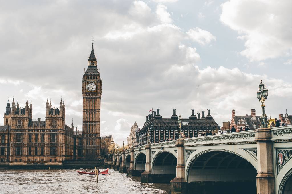 view of Big Ben and Thames in London.