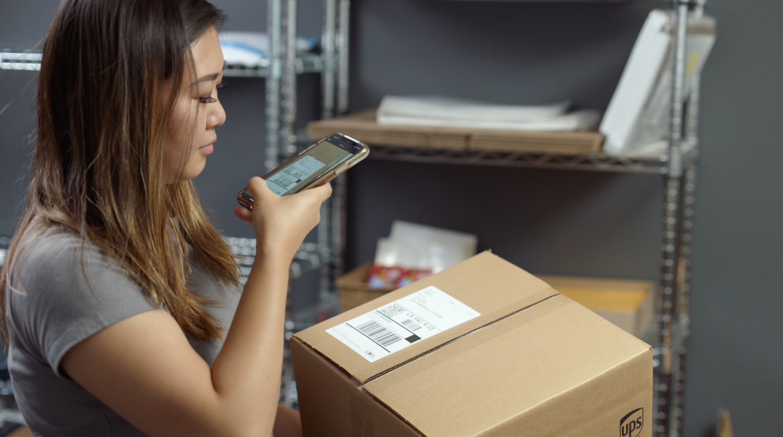 Delivery management that delights and scales with your workplace | Envoy