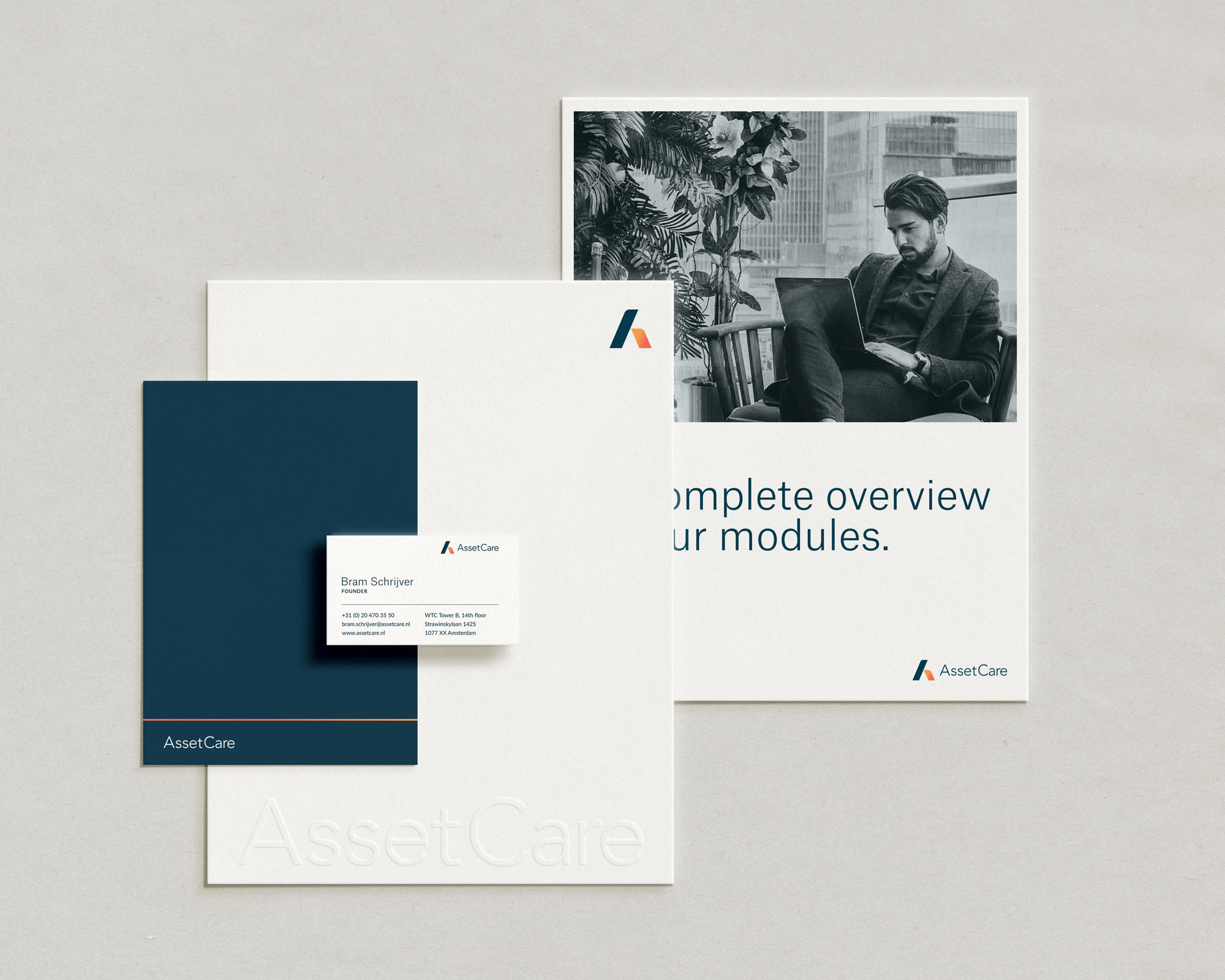 Merkidentiteit en webflow website voor AssetCare Amsterdam