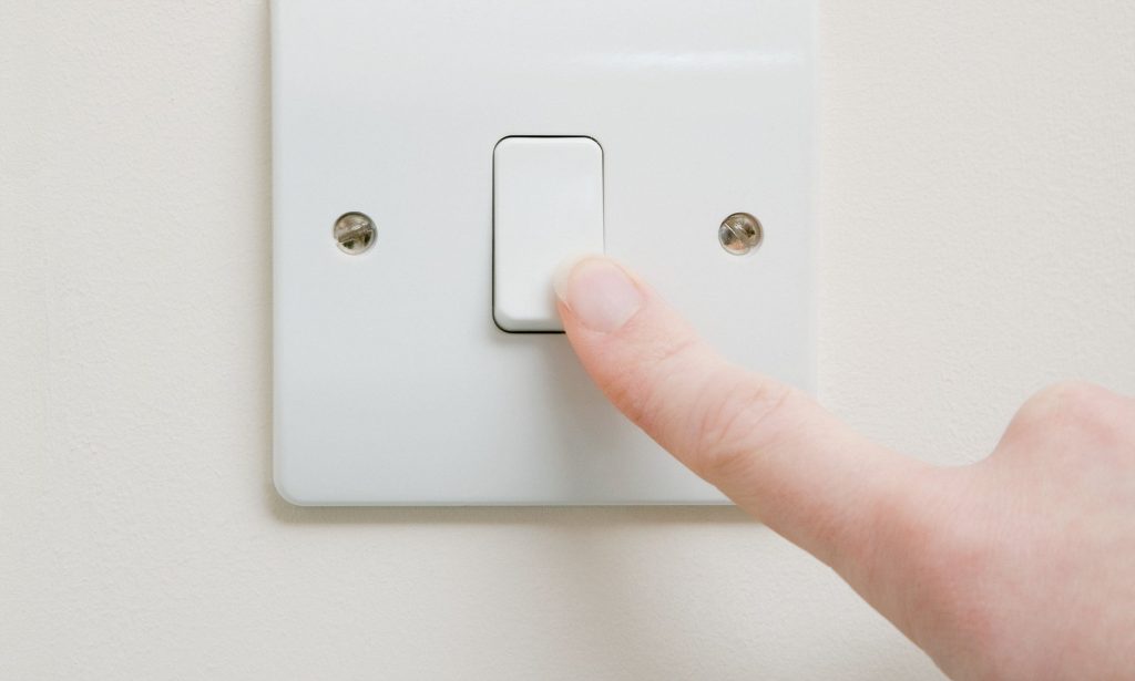 Single-switch-with-finger